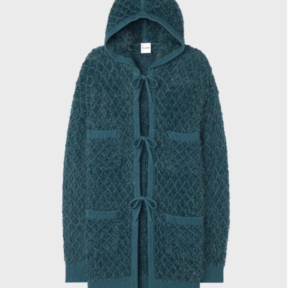 RARE! St. John | Eyelash Diamond-Knit Long Hooded Teddy Coat | Blue | M / L  EUC - Picture 3 of 15